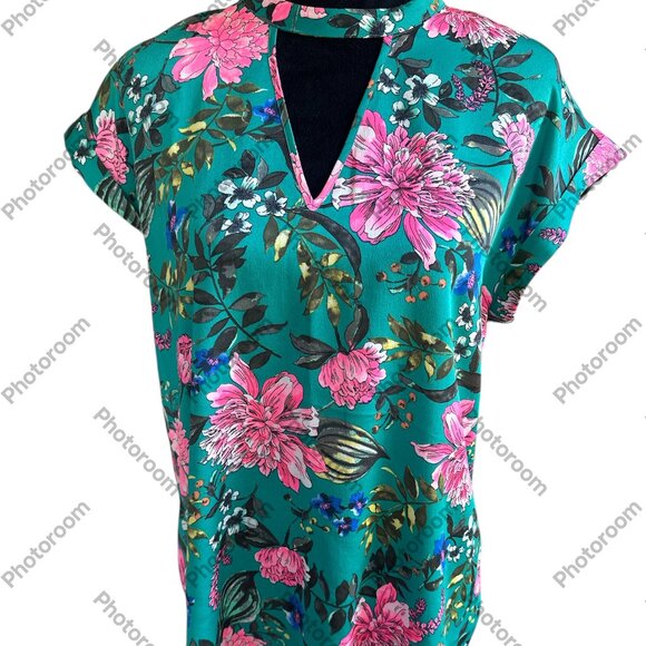 Express Green & Pink Floral Large Cap Sleeve Keyhole Blouse - Picture 1 of 4